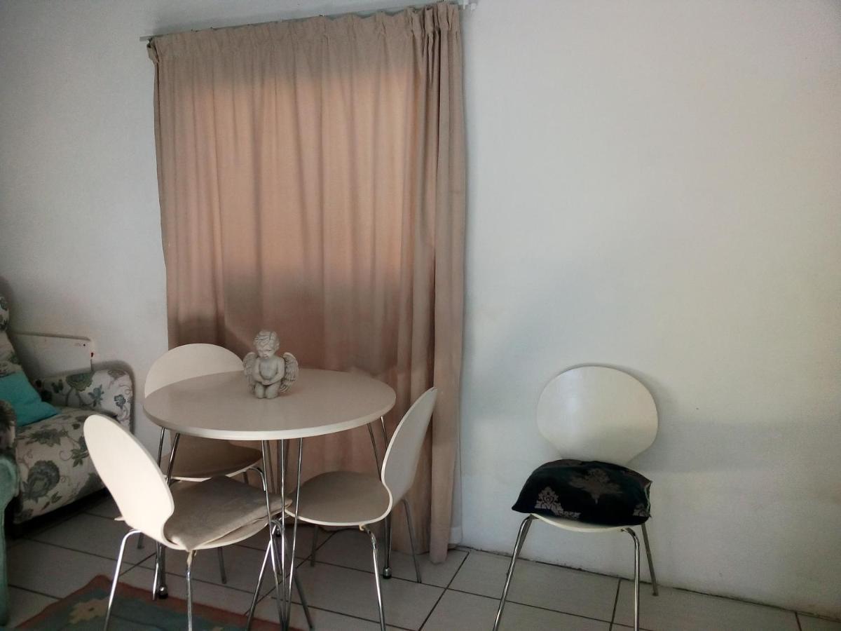 Appartamento 36 Df Strauss Street Kleinmond Esterno foto