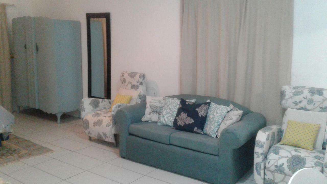 Appartamento 36 Df Strauss Street Kleinmond Esterno foto